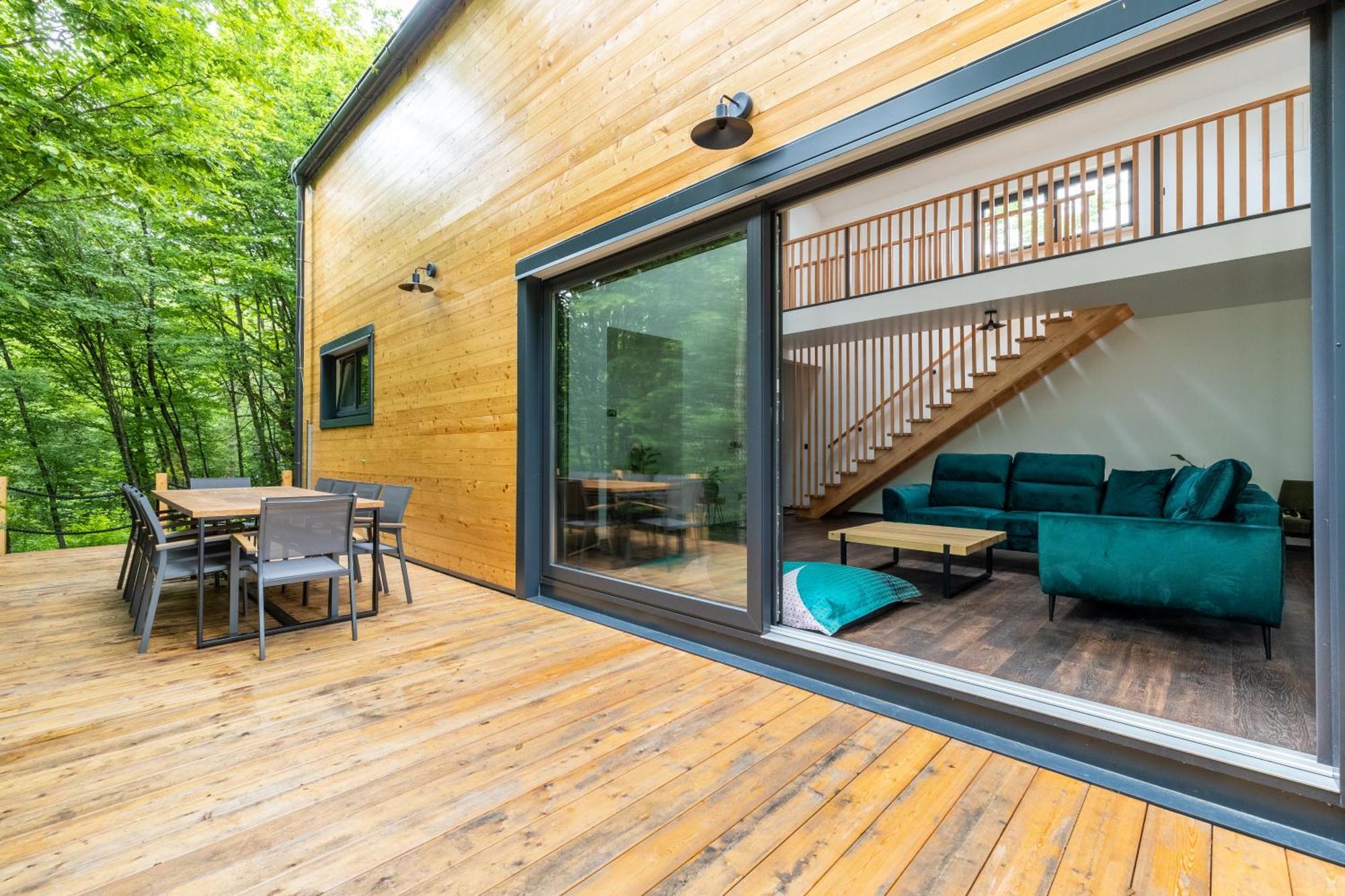 Tree Elements Treehouse Retreat Lägenhet Slunj Exteriör bild