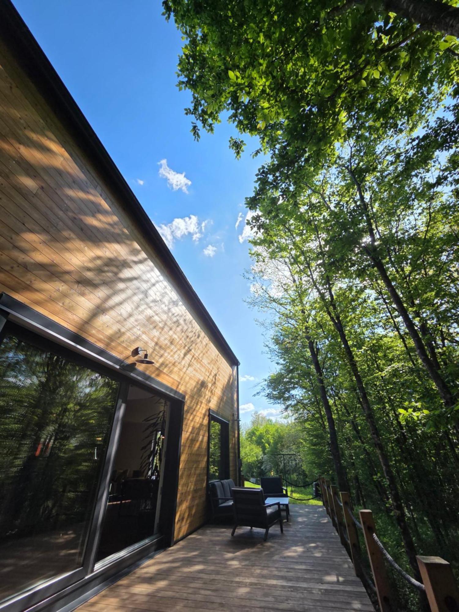 Tree Elements Treehouse Retreat Lägenhet Slunj Exteriör bild