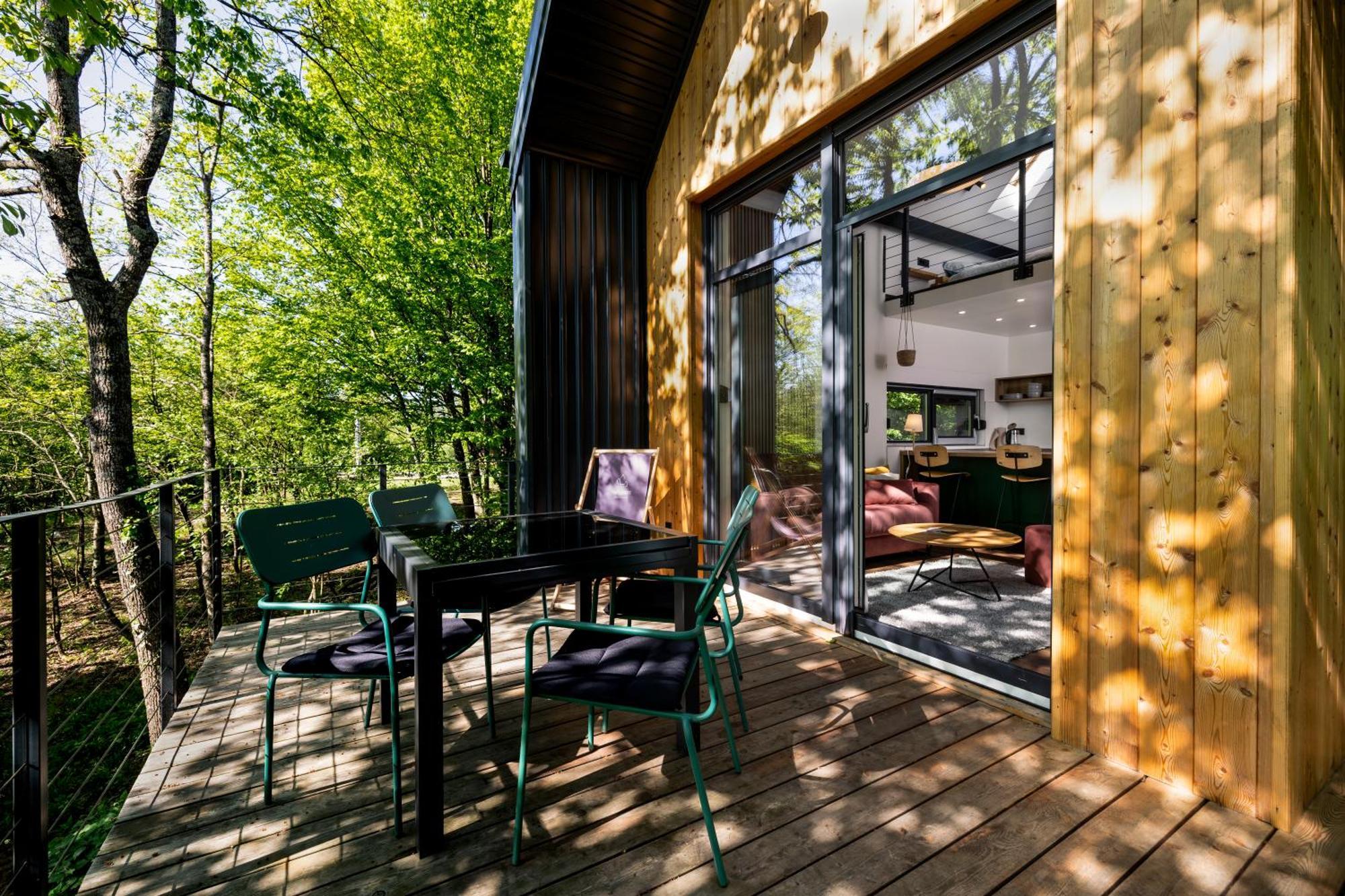 Tree Elements Treehouse Retreat Lägenhet Slunj Exteriör bild